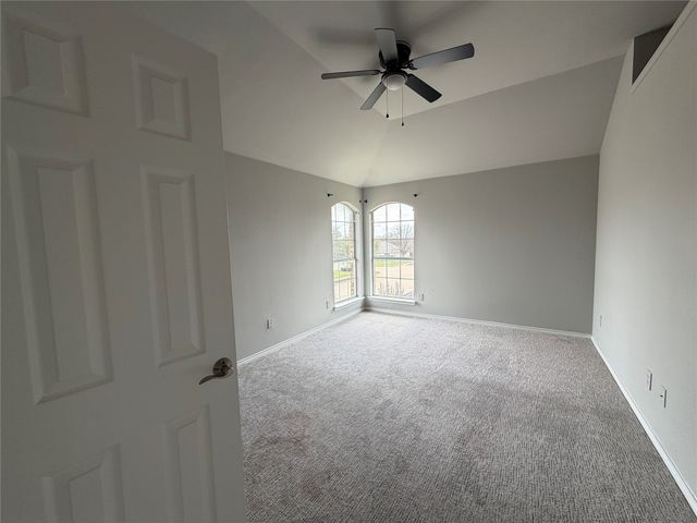 1001 Windsor Drive, Saginaw, TX 76179