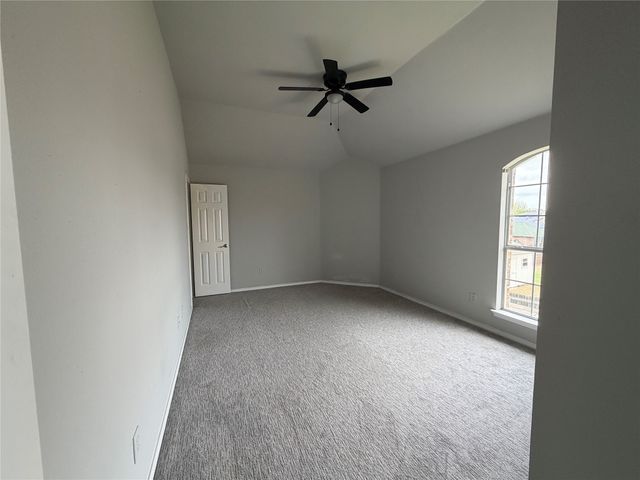 1001 Windsor Drive, Saginaw, TX 76179