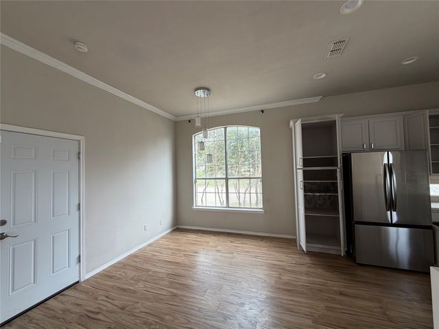 1001 Windsor Drive, Saginaw, TX 76179