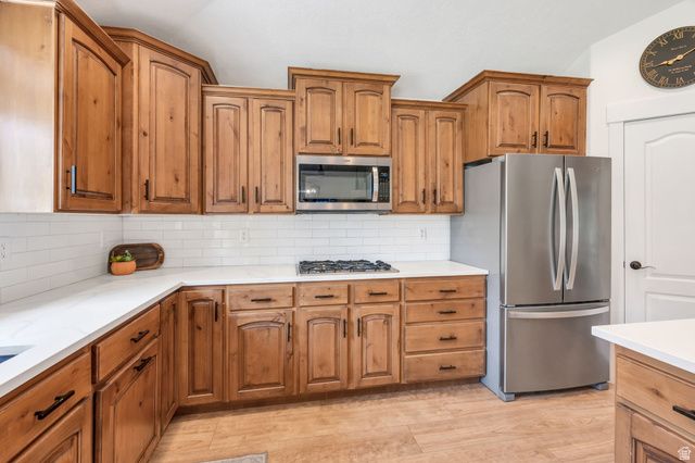 14466 S LONG RIDGE DR, Herriman, UT 84096