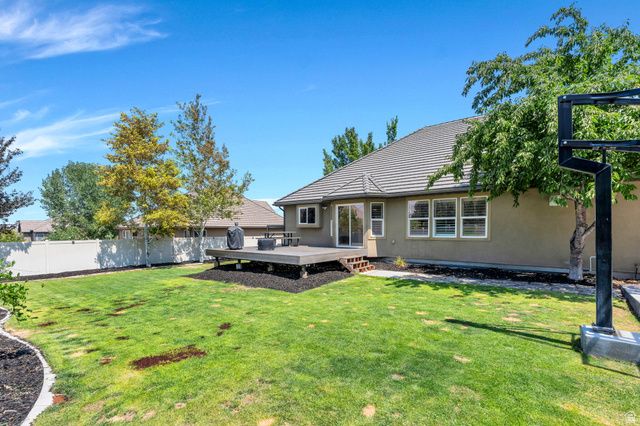 14466 S LONG RIDGE DR, Herriman, UT 84096