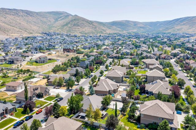 14466 S LONG RIDGE DR, Herriman, UT 84096