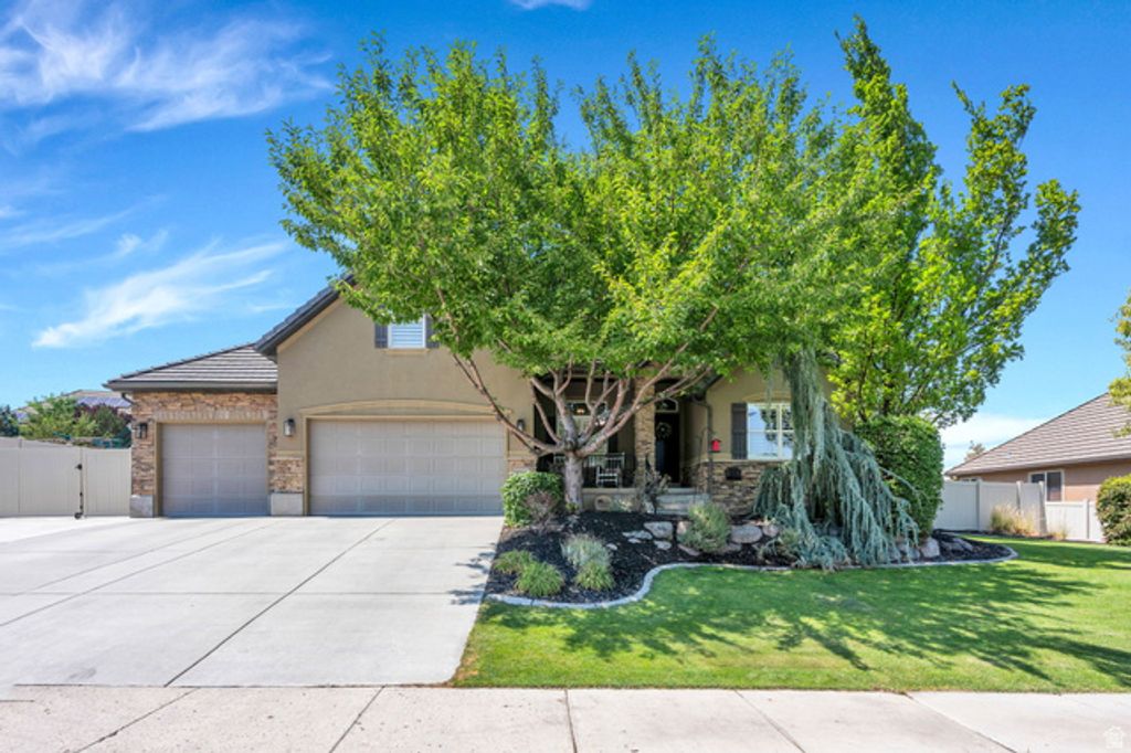 14466 S LONG RIDGE DR, Herriman, UT 84096