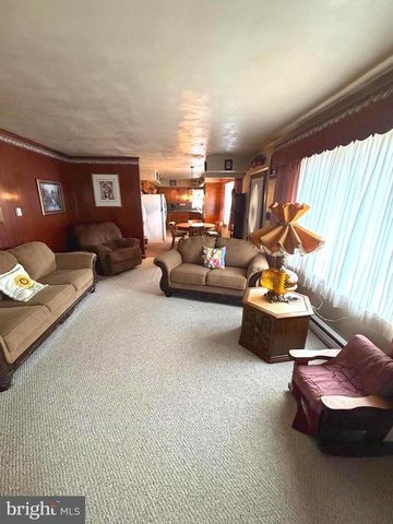 2414 ELIAS AVE, Lebanon, PA 17046