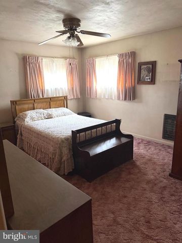 2414 ELIAS AVE, Lebanon, PA 17046