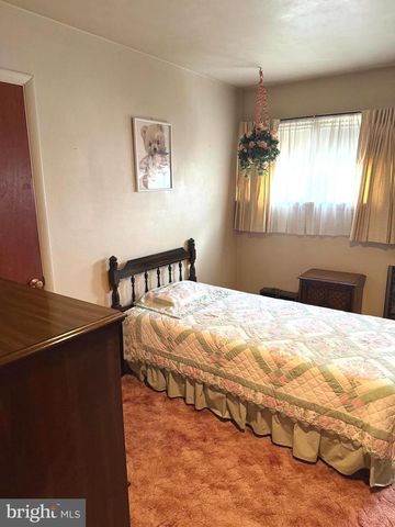 2414 ELIAS AVE, Lebanon, PA 17046