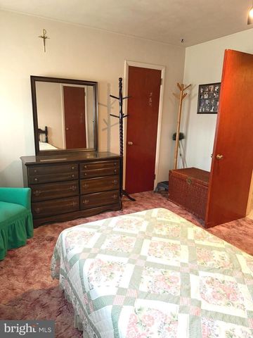 2414 ELIAS AVE, Lebanon, PA 17046