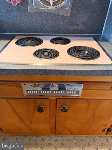 2414 ELIAS AVE, Lebanon, PA 17046