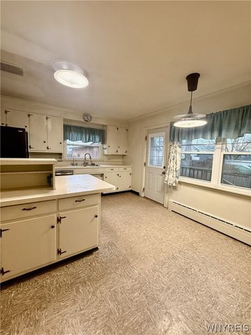 104 Cottage Street, Lockport City, NY 14094