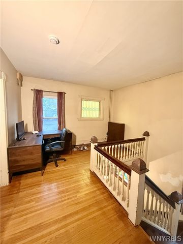 104 Cottage Street, Lockport City, NY 14094