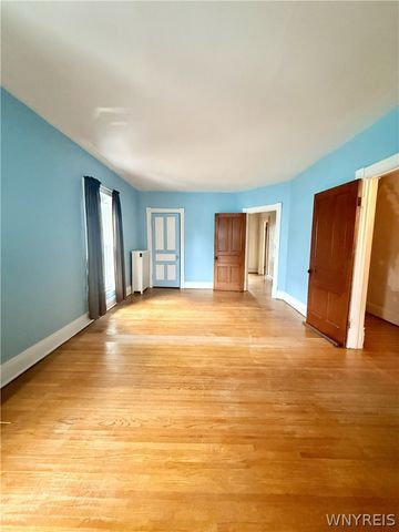 104 Cottage Street, Lockport City, NY 14094