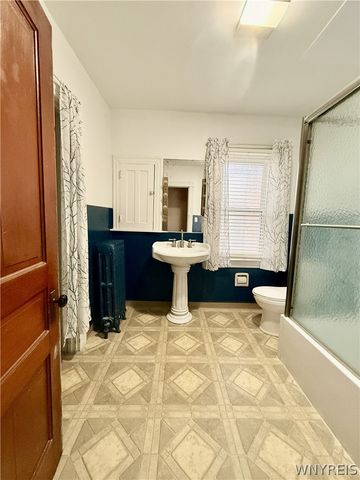 104 Cottage Street, Lockport City, NY 14094