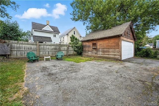 104 Cottage Street, Lockport City, NY 14094