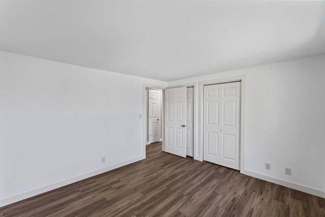 711 Division STREET, Delafield, WI 53018