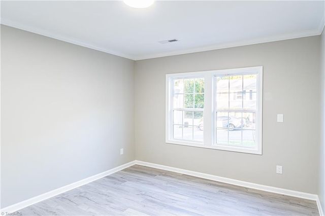 3 Ivyglen Court, Greensboro, NC 27406