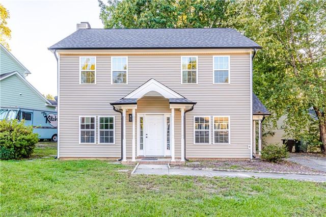 3 Ivyglen Court, Greensboro, NC 27406
