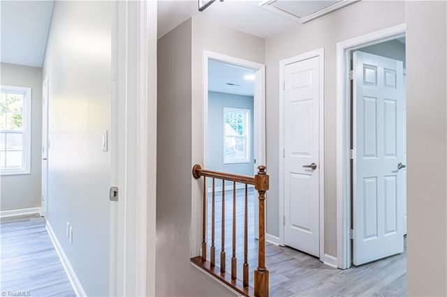 3 Ivyglen Court, Greensboro, NC 27406