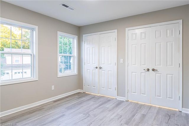 3 Ivyglen Court, Greensboro, NC 27406