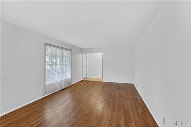 2940 Devonshire Drive, Florissant, MO 63033