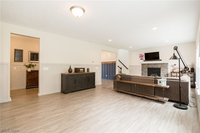 37456 W Fenwick Drive, North Ridgeville, OH 44039