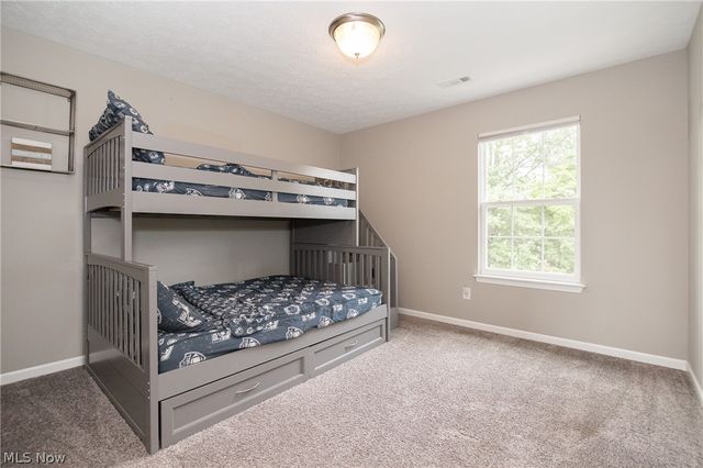37456 W Fenwick Drive, North Ridgeville, OH 44039