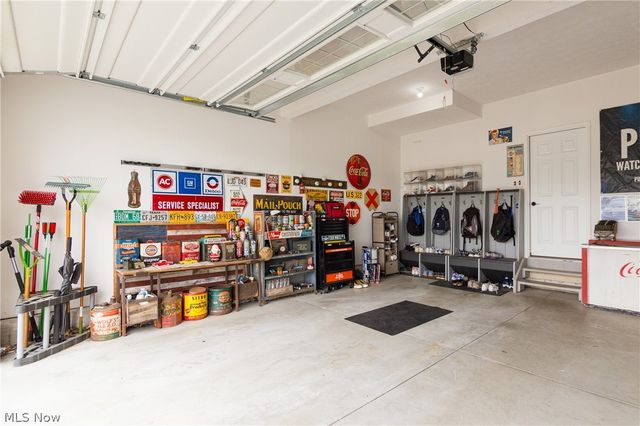 37456 W Fenwick Drive, North Ridgeville, OH 44039