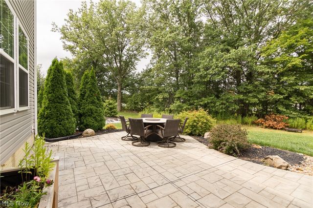 37456 W Fenwick Drive, North Ridgeville, OH 44039
