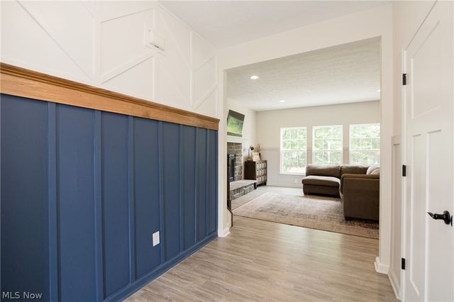 37456 W Fenwick Drive, North Ridgeville, OH 44039