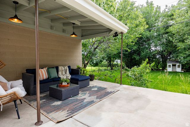 3704 S 2455 E, Salt Lake City, UT 84109