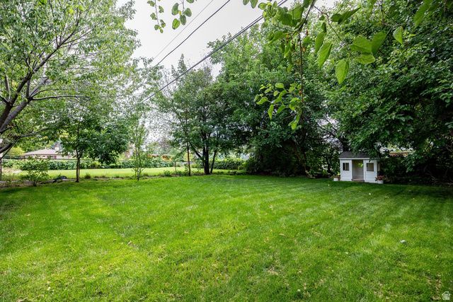 3704 S 2455 E, Salt Lake City, UT 84109