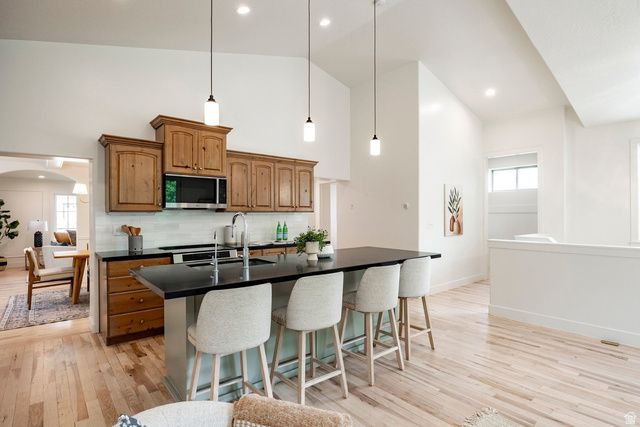 3704 S 2455 E, Salt Lake City, UT 84109