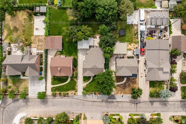 3704 S 2455 E, Salt Lake City, UT 84109