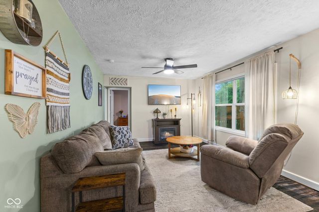 8718 W South County Line Road, Camby, IN 46113