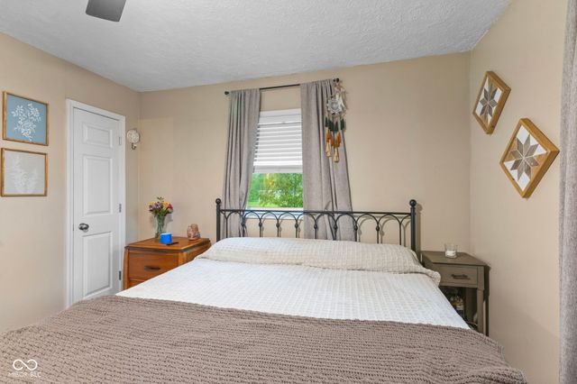 8718 W South County Line Road, Camby, IN 46113