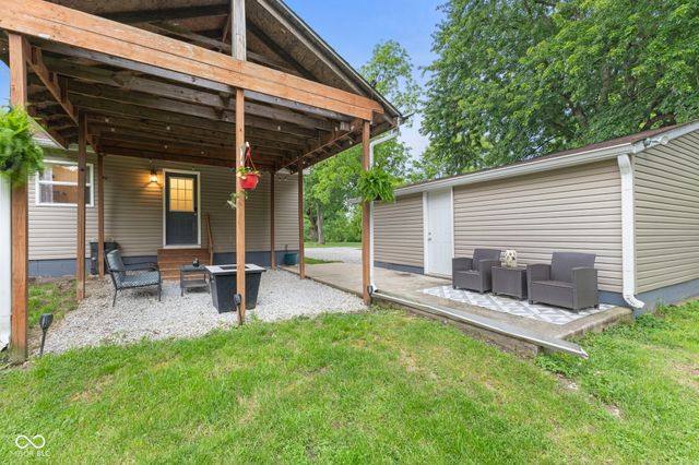 8718 W South County Line Road, Camby, IN 46113
