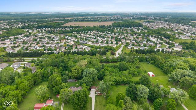 8718 W South County Line Road, Camby, IN 46113