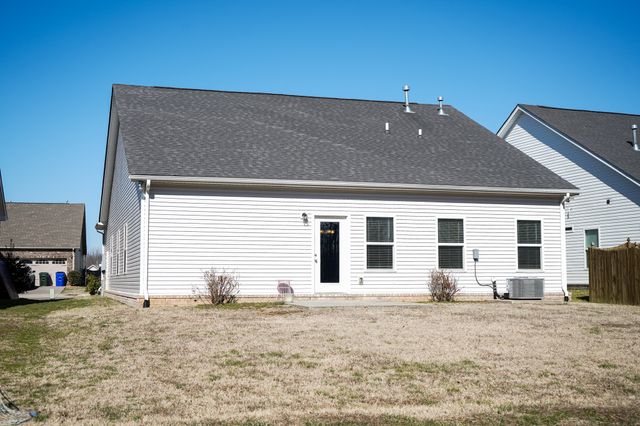 214 Telavera Dr, White House, TN 37188