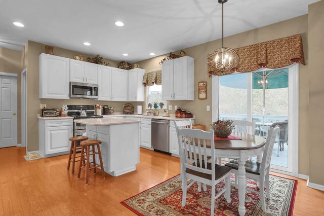 2363 Pleasant Colony Drive, Lewis Center, OH 43035