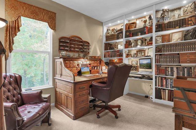 2363 Pleasant Colony Drive, Lewis Center, OH 43035