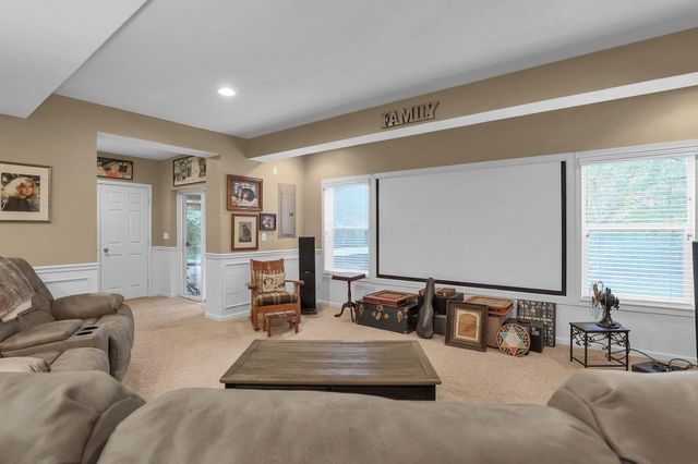 2363 Pleasant Colony Drive, Lewis Center, OH 43035