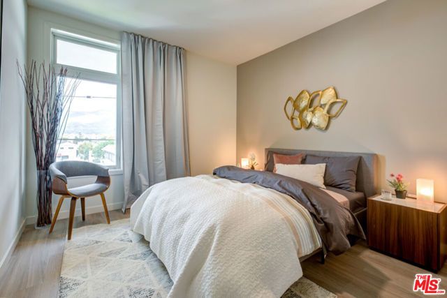 515 W Broadway 326, Glendale, CA 91204