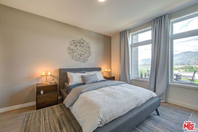 515 W Broadway 326, Glendale, CA 91204