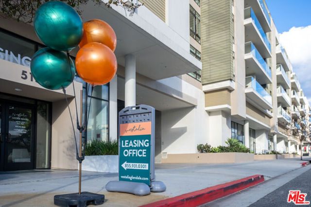 515 W Broadway 326, Glendale, CA 91204