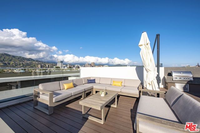 515 W Broadway 326, Glendale, CA 91204