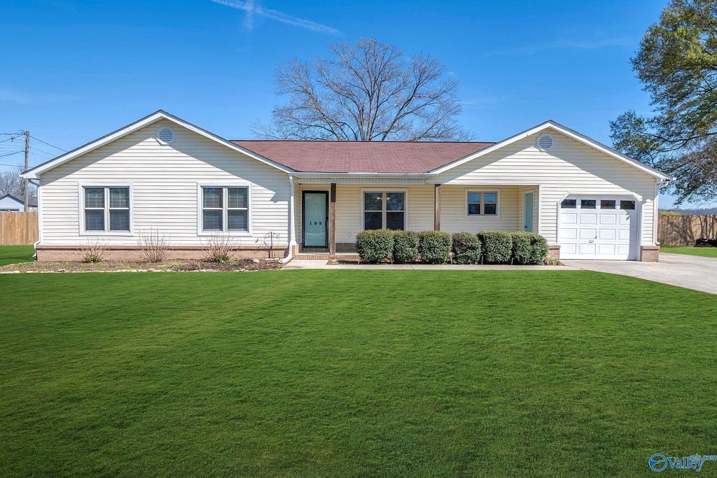 199 Monica Avenue, Decatur, AL 35603