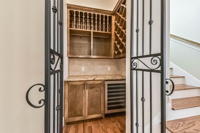 1126 W 16th Street C, Houston, TX 77008