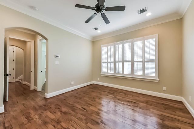 1126 W 16th Street C, Houston, TX 77008