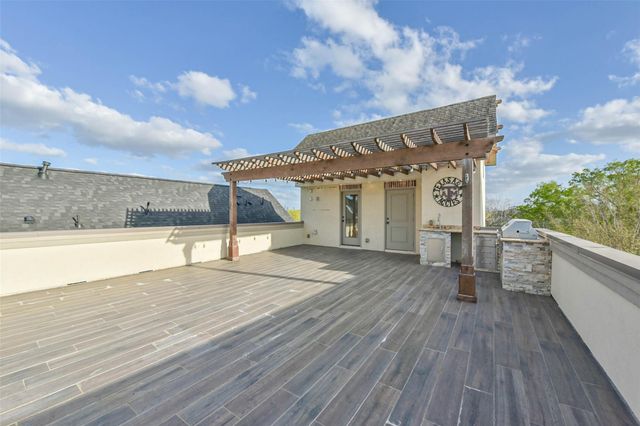 1126 W 16th Street C, Houston, TX 77008