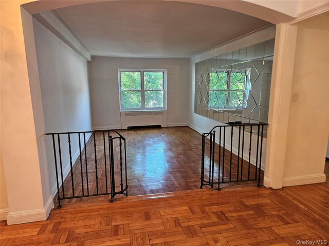72-15 37th Avenue 3H, Jackson Heights, NY 11372