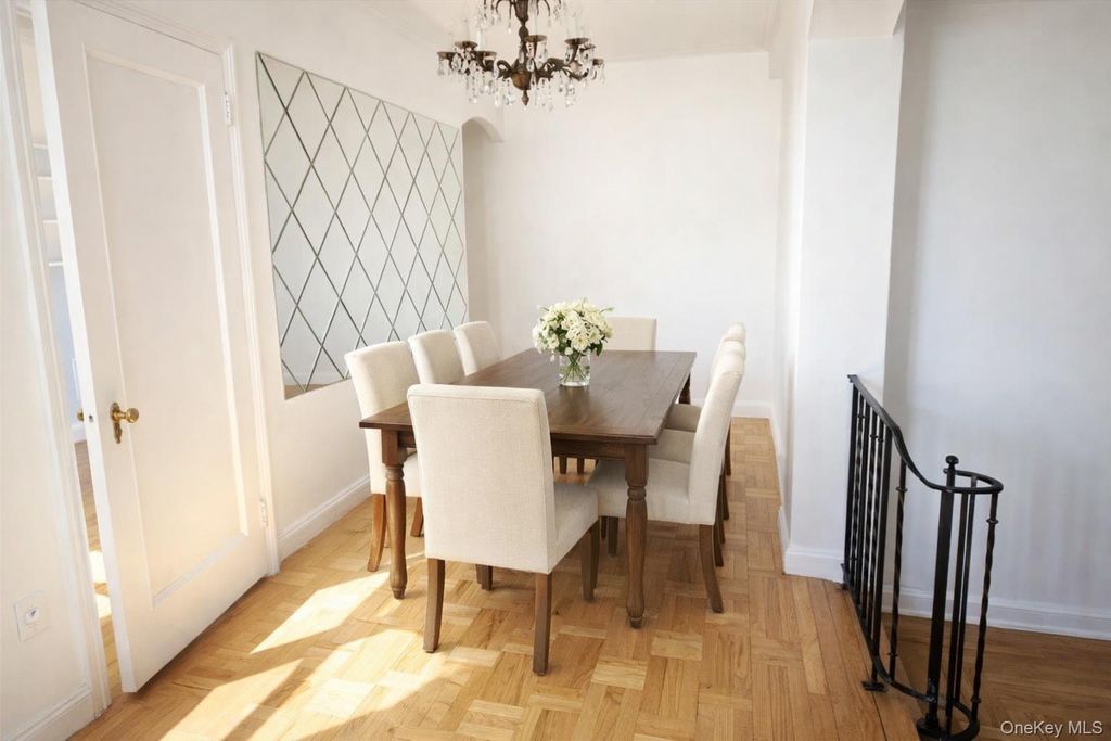 72-15 37th Avenue 3H, Jackson Heights, NY 11372